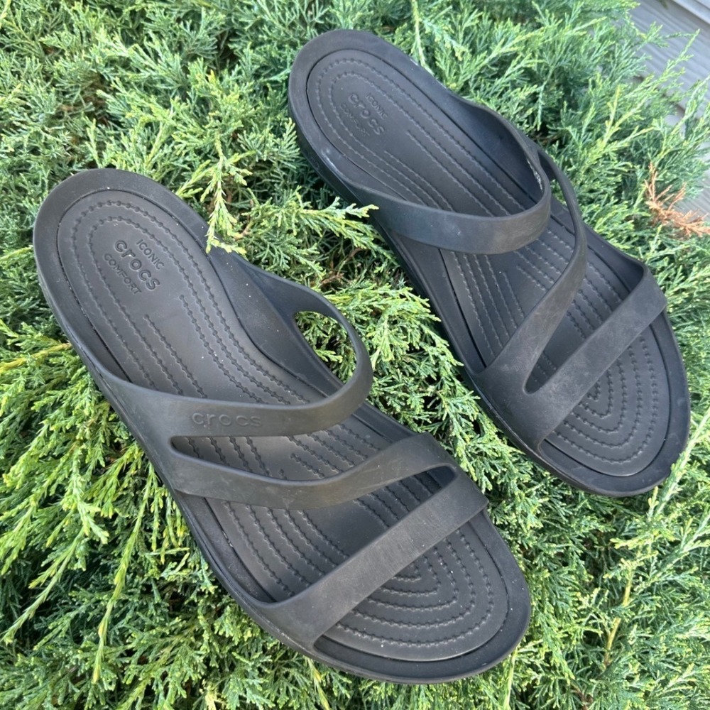 Crocs Women's Swiftwater Sandals Size 11 Black Shoes